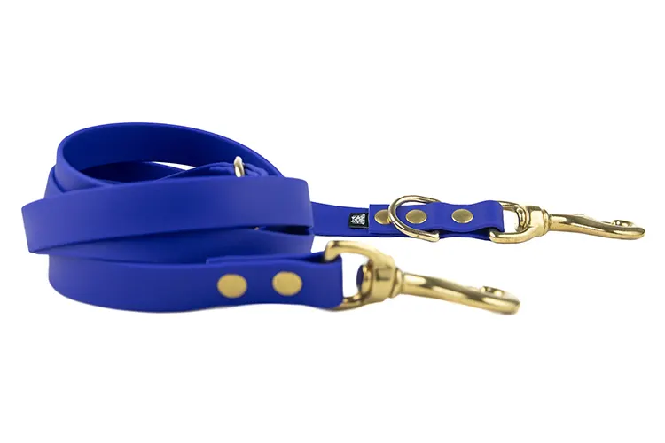 smycz-przepinana-navy-blue-mosiezne-sprezynowy-biothane-accdog ACC biothane Multi-Clip leash navy blue with brass fittings
