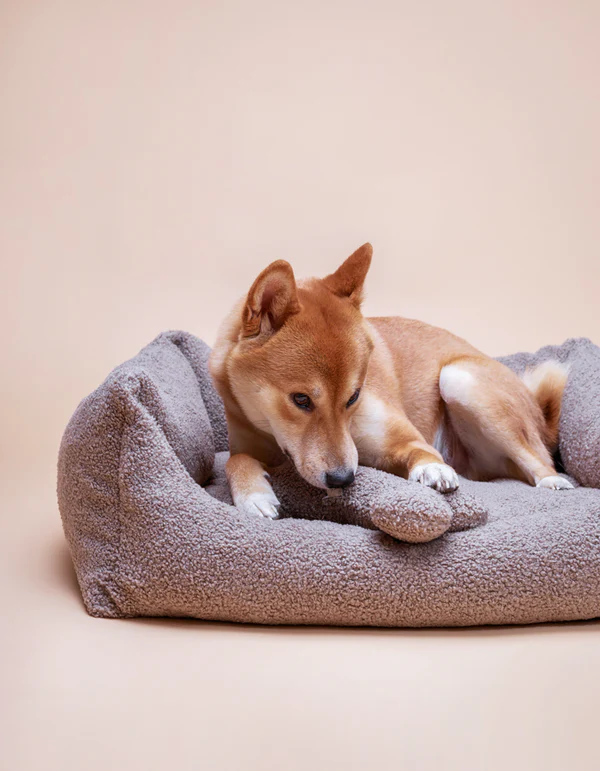 legowisko-dlapsa--bez-braz-boucle_f5c415a9-fd70-4628-9dd9-70761ce025bc Lillabel Plush dog bone toy FETCH